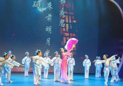 規范演藝清流 營業性演出禁假唱的藝術與道德底線